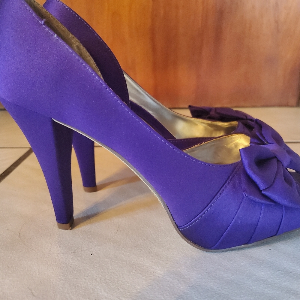 Womens dress shoes